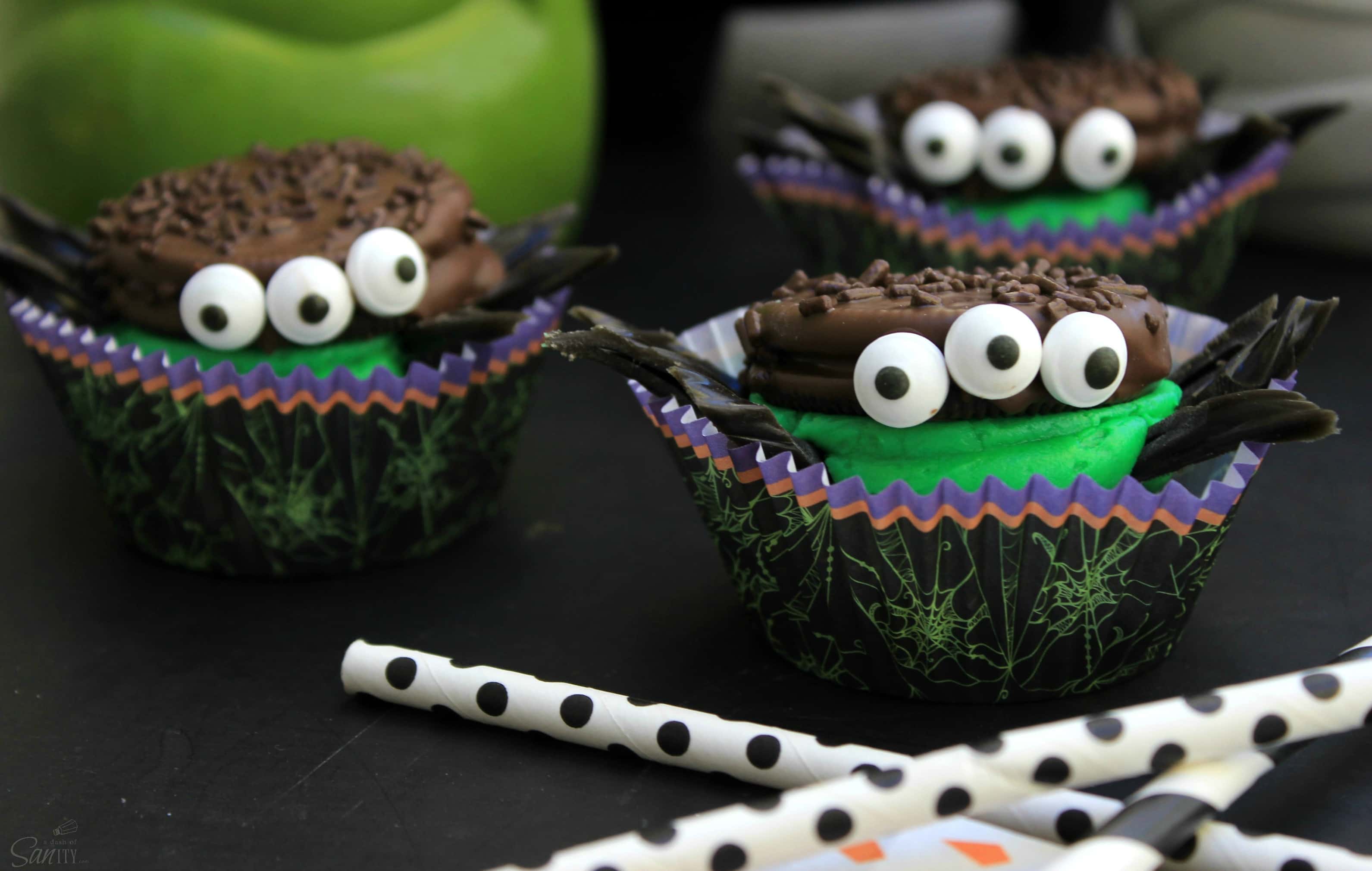Watch Spider Cookie Sandwiches video Watch Spider Cookie Sandwiches video