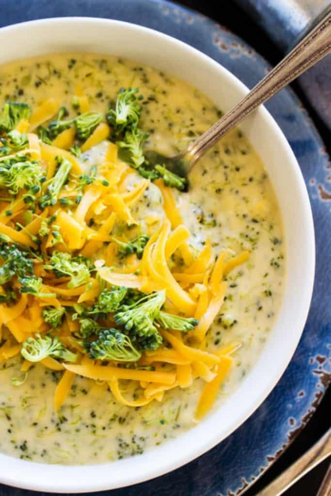 Imagini pentru easy broccoli cheese soup