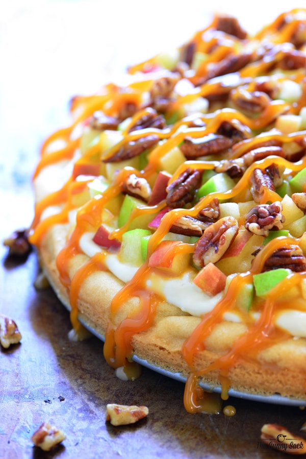 Caramel Apple Fruit Pizza