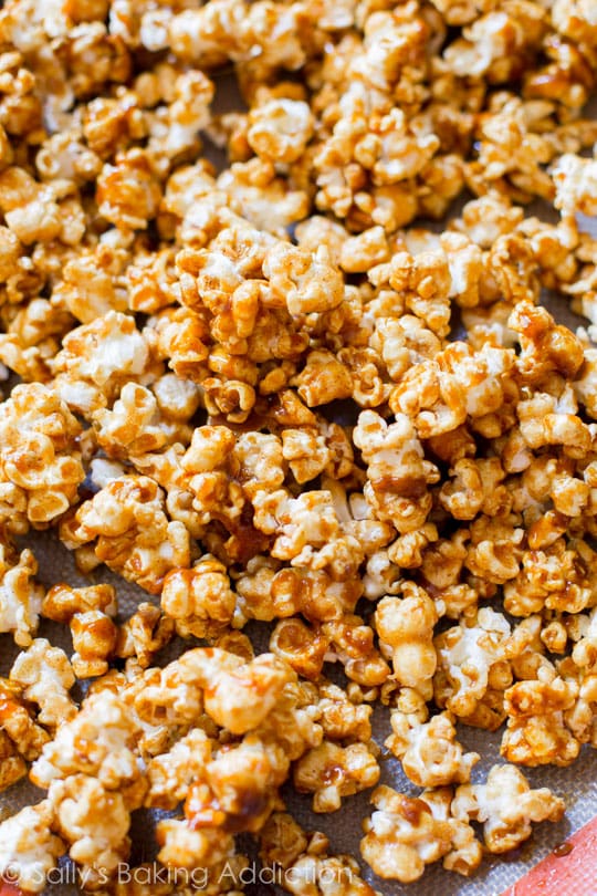 Grandma's Caramel Corn
