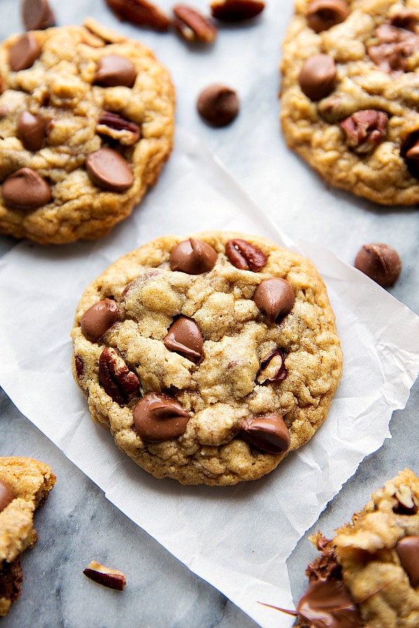 Oatmeal Pecan Cookies with chocolate chips