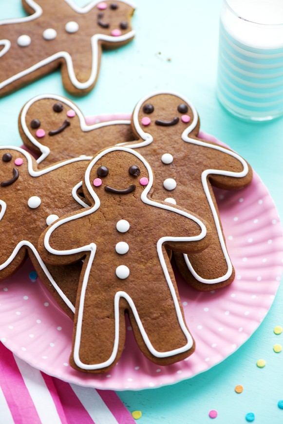 The Perfect Ginger Bread Cookies, gingerbread man, sprinkles and icing