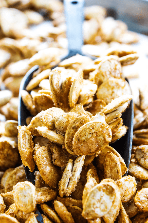 CINNAMON SUGAR PUMPKIN SEEDS will surely become a favorite Halloween snack, turning your pumpkin seeds into little churro bites.