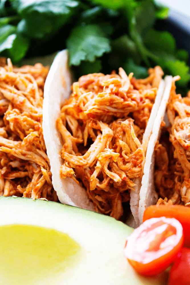 chile colorado slow cooker chicken